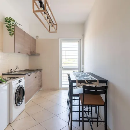 Cloud Swing By Wonderful Italy Μπάρι